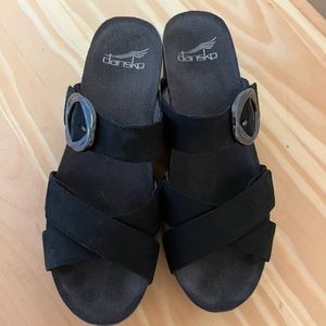 Dansko black open toed wedge shoe